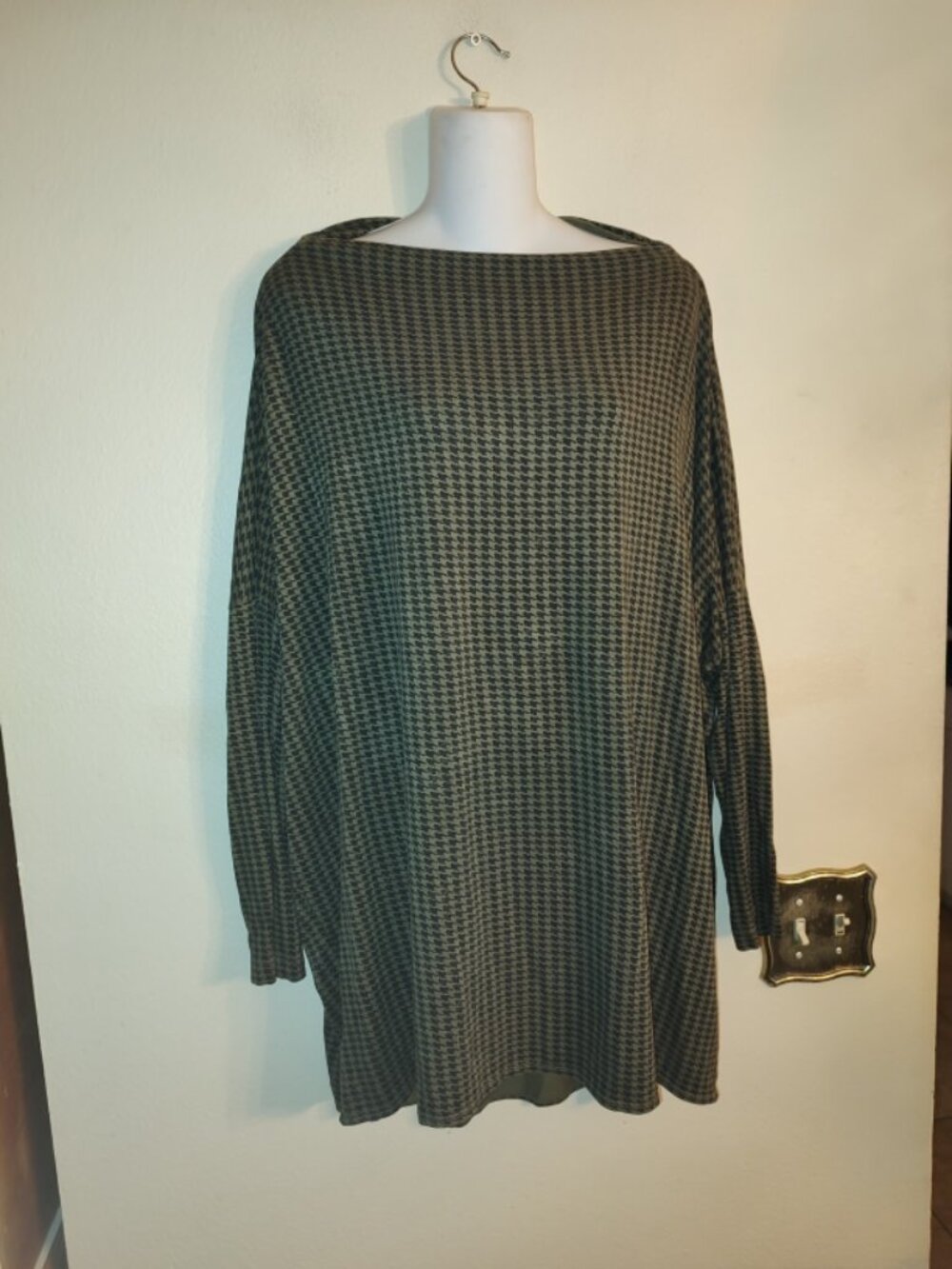 Bryn Walker Tunic Women's Plus Size 1X Green Black Dimitri Houndstooth